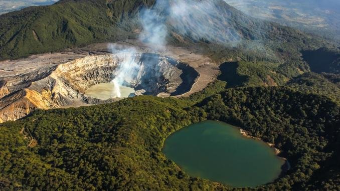 Volcan Poás, Plantaciones de Café, Grecia y Artesanias de Sarchi image 3